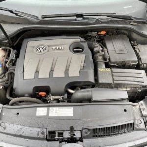 foto VW Golf 1.6 TDi nowe: wtryskiwacze, zawór rg, sprzęgło, pompa wody, opony zimowe